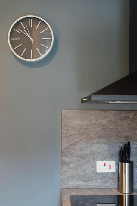 Stylish Stirling Apartment - Free Parking Eksteriør billede