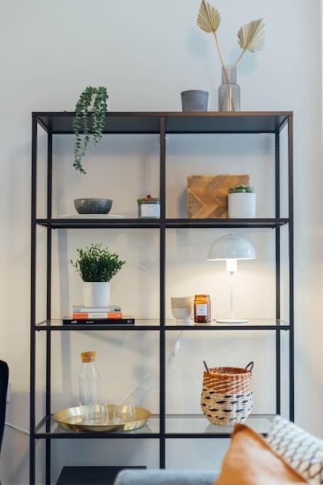 Stylish Stirling Apartment - Free Parking Eksteriør billede